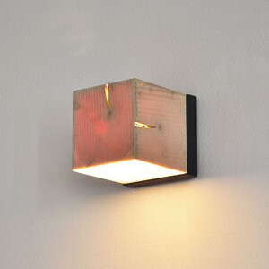Wandleuchte Z9 aus Holz - exklusives Licht - ALMLEUCHTEN