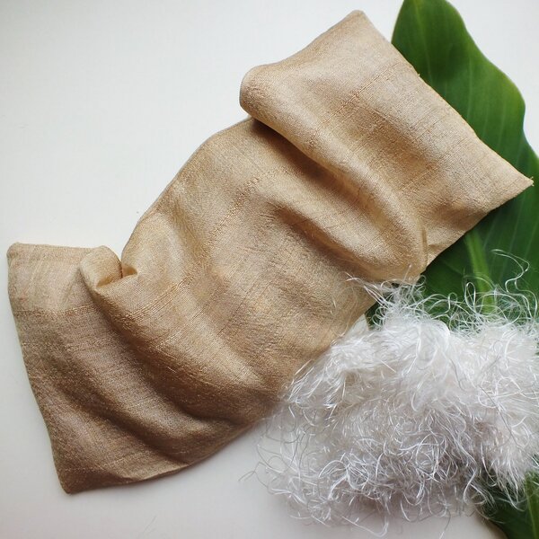 Kirschkernkissen Burao Aus Bananenfaser Und Peace Silk