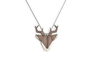 Halskette Hirsch | Kette mit Anhänger aus Holz - BeWooden