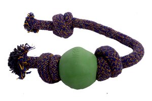 Wurfspielzeug BecoBall mit Seil in verschiedenen Farben - BecoPets