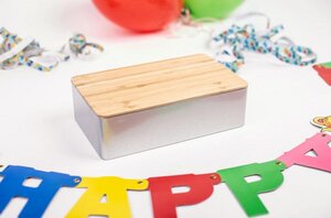 Metall Dose für Geburtstags Geschenke mit Deckel aus Bambus Holz - DS