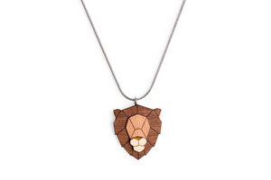 Halskette Löwe | Kette mit Anhänger aus Holz - BeWooden