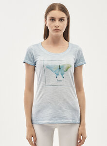 Garment Dyed T-Shirt aus Bio-Baumwolle mit Schmetterling-Print - ORGANICATION