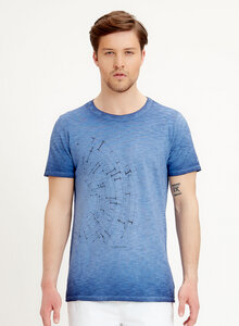 Herren T-Shirt aus Bio-Baumwolle mit asymmetrischem Druck - ORGANICATION