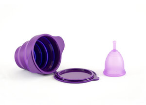 Ruby Cup Menstruationstasse und Ruby Clean (faltbarer Reinigungsbecher) - inkl. Spende! - Ruby Cup