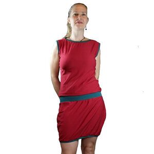 Bio Jersey Shirtkleid mit U-Boot Auschnitt rot/grün oder rot/schwarz - liebewicht