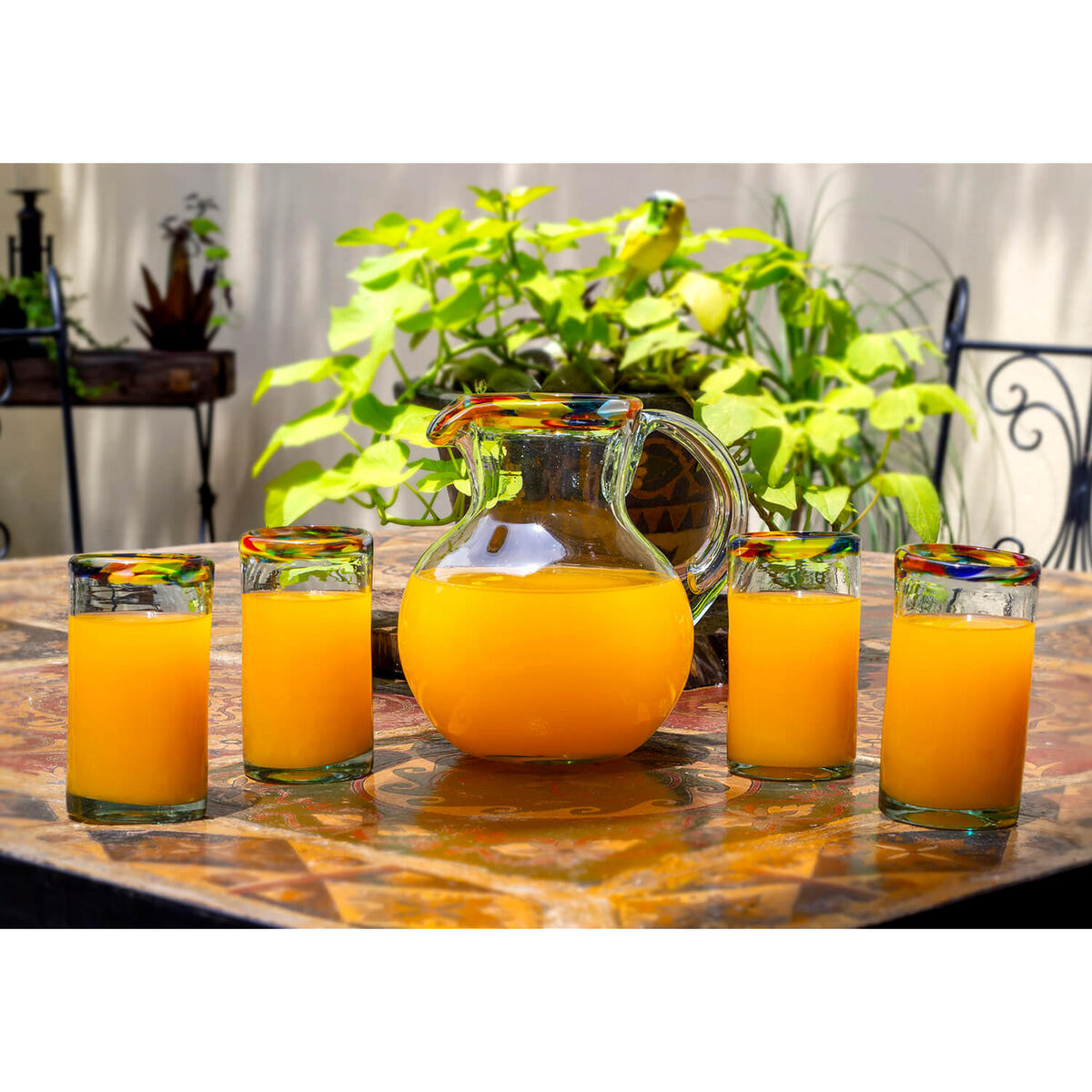 Mexikanisches Mundgeblasenes Glas - 4er Set Mundgeblasene Margarita-Gläser Konfetti Carmen (16 Oz