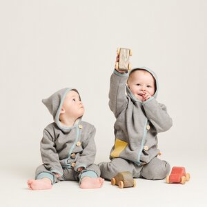 Baby-Sweat-Jäckchen mit Tasche aus 100% Bio-Baumwolle - Cheeky Apple