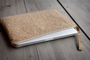 iPad/ Tablet/ Laptop case 12" zoll- Vegan, Kork Hülle MacBook Tasche - BY COPALA