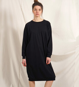 Long Pulli Dress schwarz aus Bio-Baumwolle - Lena Schokolade