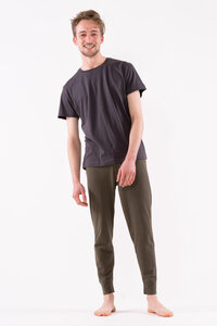 Lässiges T-Shirt mit legerem Schnitt aus leichter feiner biologischer Baumwolle - YOIQI