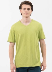 Basic T-Shirt aus Bio-Baumwolle mit V-Ausschnitt - ORGANICATION