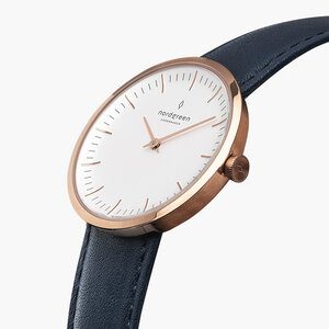 Armbanduhr Infinity Roségold - Italienisches Lederarmband - Nordgreen Copenhagen