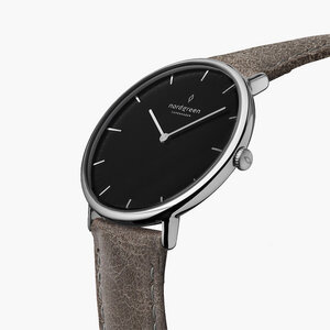 Armbanduhr Native Silber | Schwarzes Ziffernblatt - Lederarmband - Nordgreen Copenhagen