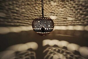 Kokosnusslampe hängend - home on earth