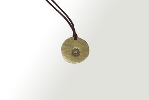 Curió Messing Halsband Ø32 verschiedene Designs (Necklace) - Curió Dobrão