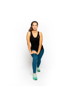Yoga Top für Damen aus 100% Lyocell TENCEL® in schwarz - VIDAR Sport
