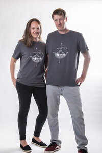 Unisex T-Shirt" ELLandschaft" in anthrazit - ecolodge fashion