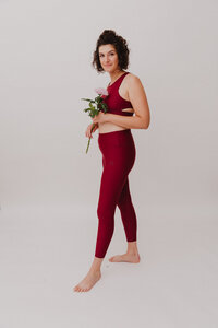 Damen Leggings aus ECONYL "Walk Free" Besonnen Mindful Yoga Fashion - BESONNEN