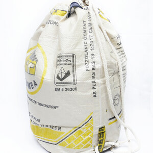 Wäschekorb | Upcycling Wäschesack, Seesack aus recyceltem Zementsack - Nyuzi Blackwhite