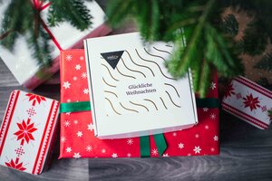 Geschenkbox "Glückliche Weihnachten" mit schokolierten Früchten Bio und Marzipan - Jalall D´or