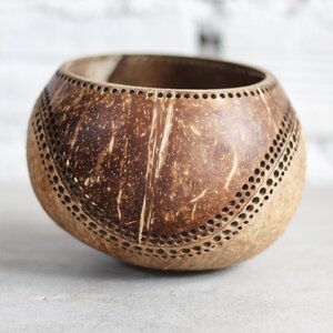 Kerzenhalter aus Kokosnuss Motiv Maya - Balu Bowls