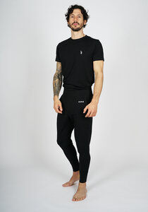 Männer Yoga Outfit aus Bio-Baumwolle & Modal 'Prometheus' all black Basic - IKARUS yoga wear for men