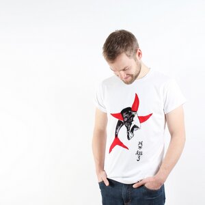 Shark Finning - Männershirt aus Biobaumwolle mit Print  - Coromandel
