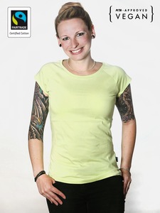 Fairtrademerch Ladies' Organic Raglan T-Shirt (melon) SALE - Fairtrademerch