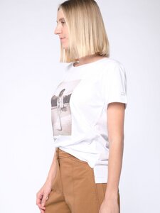 WITH THIS STYLE YOU SUPPORT! - animal revolution 08 / Damen T-Shirt - Erdbär