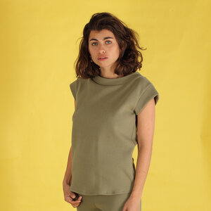Shirt, Top "Luziana" aus gewaffelter Baumwolle in sand oder olive grün - ManduTrap