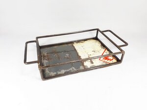 Upcycling Tablett aus recycelten Ölfässern | Industrial Design Vintage - Moogoo Creative Africa