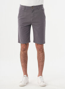 Slim Chino-Shorts aus Bio-Baumwolle - ORGANICATION
