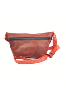 Gürteltasche / Crossbodybag aus Leder mit verstellbarem Gurt - Süßstoff