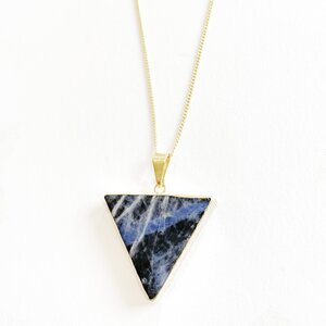 Lapislazuli Dreieck Halskette, vergoldet oder versilbert - Crystal and Sage