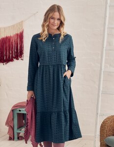 Kleid Tolve mit Lochstickerei - aus 100% Bio-Baumwolle (GOTS) - Deerberg