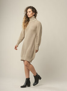 Rippstrick Kleid mit Rollkragen  ABAZIN | von MELA | Fairtrade & GOTS zertifiziert - MELA