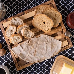 Brotschneidebrett aus Olivenholz mit Rahmen und Krümelfach - NATUREHOME