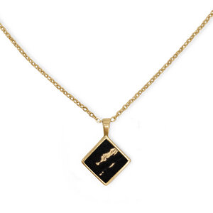 Kurze Halskette Gold mit Kork | 18k vergoldet | Kettenanhänger Quadrat - KAALEE jewelry
