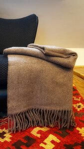 Sofa Flanelldecke Marla aus Lama Wolle - TASHAY