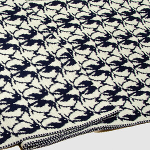 Schal Muster 'Pinguin' zweifarbig gestrickt aus Merinowolle - LANARTO slow fashion