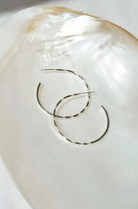 Wave Hoop - Ohrringe aus recyceltem 925 Sterling Silber - Wild Fawn Jewellery