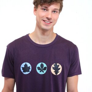 T-Shirt "3Blätter", violett, bedruckt Handsiebdruck - Spangeltangel