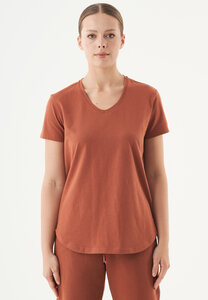ESSENTIALS-TUBA- Basic T-Shirt aus Bio-Baumwolle mit V-Ausschnitt - ORGANICATION