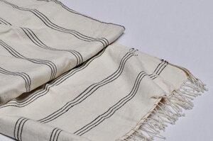 Gestreiftes Strandtuch aus Baumwolle - ABURY Collection