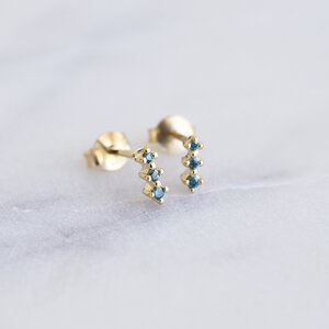 Minimalistische Ohrringe mit blauen Diamanten Nara - Eppi