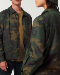 Unisex Jacke mit All-Over-Print Camouflage aus recyceltem PET - YTWOO