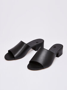 #maia - minimalistische Mule Sandale aus leichter Microfaser mit Blockabsatz - NINE TO FIVE
