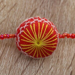 Halsketten aus Laos Sonnenmuster - Schönes aus Indochina