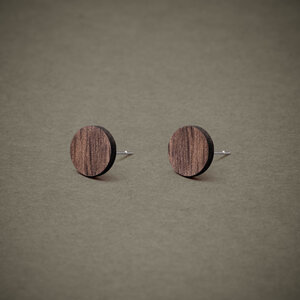 Ohrstecker / Ohrring aus Holz "Eiche geräuchert" 7mm / 9mm - feinformart